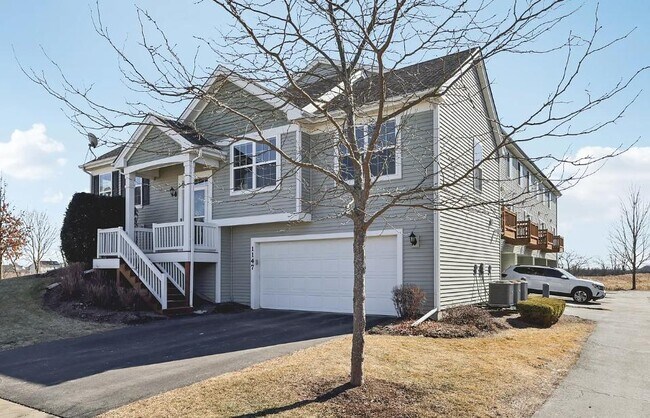 Building Photo - 1147 Piccolo Ln