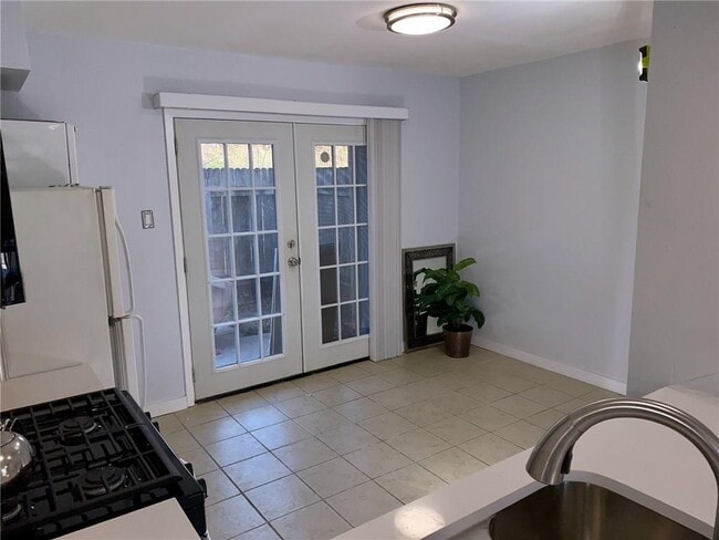 Building Photo - 3451 Willowrun Dr