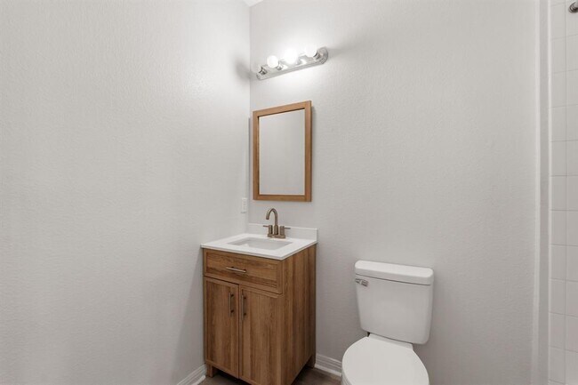 Building Photo - 4500 Senda Ln