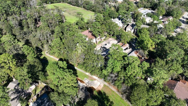 Building Photo - 3500 Tangle Brush Dr