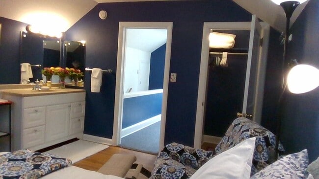 view of hall entrance & 1st closet - 102 W College St