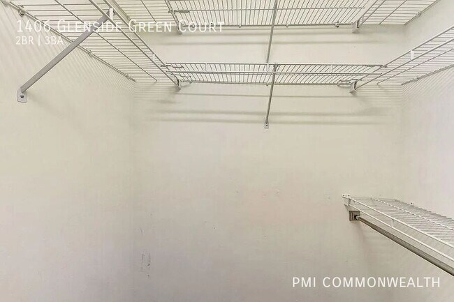 Building Photo - 1406 Glenside Green Ct