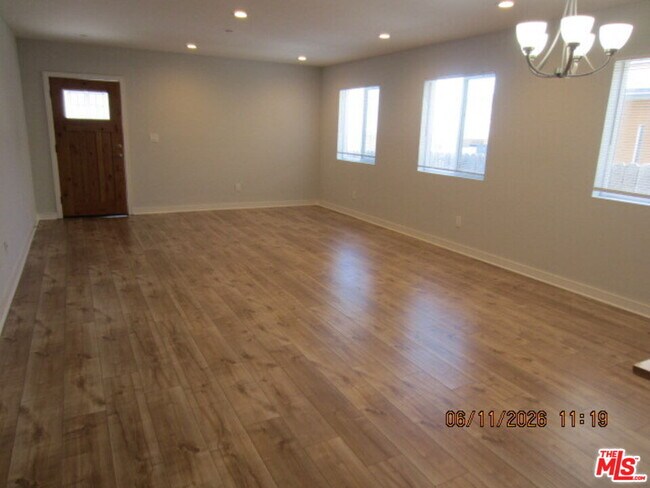 Building Photo - 5235 Virginia Ave