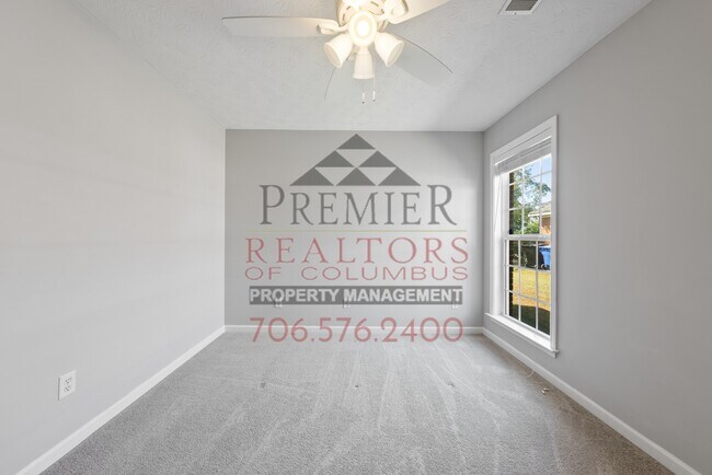 Building Photo - 8079 Garrett Pines Dr