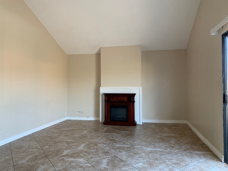 Building Photo - 1419 California St