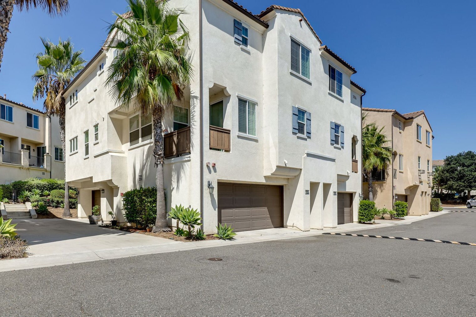 Building Photo - 5086 Cascade Way