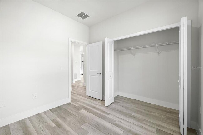 Building Photo - 6336 137th St