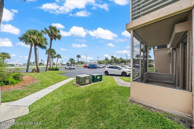 Building Photo - 3150 N Harbor City Blvd