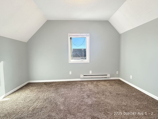 Building Photo - 4br 2ba 1cg ~ Security Deposit Free Altern...