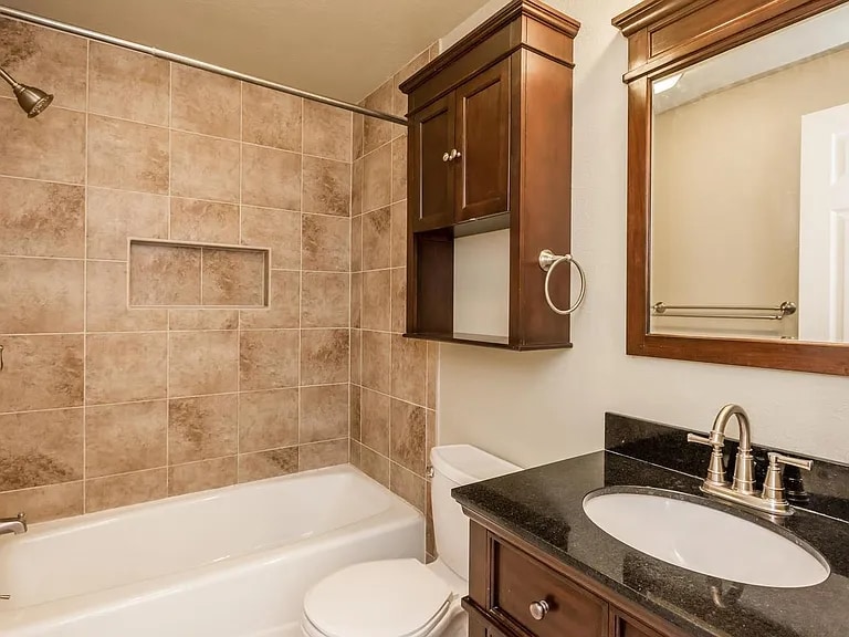 Building Photo - 28779 Pine Trail