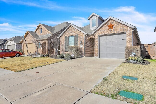 Building Photo - 3917 Spencer Ln