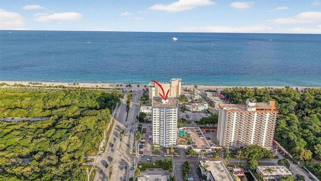 Building Photo - 3000 E Sunrise Blvd