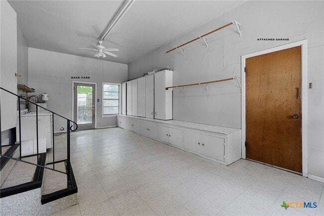 Building Photo - 240 Clemens Ave