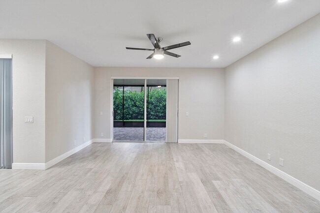 Building Photo - 6364 NW 78th Dr