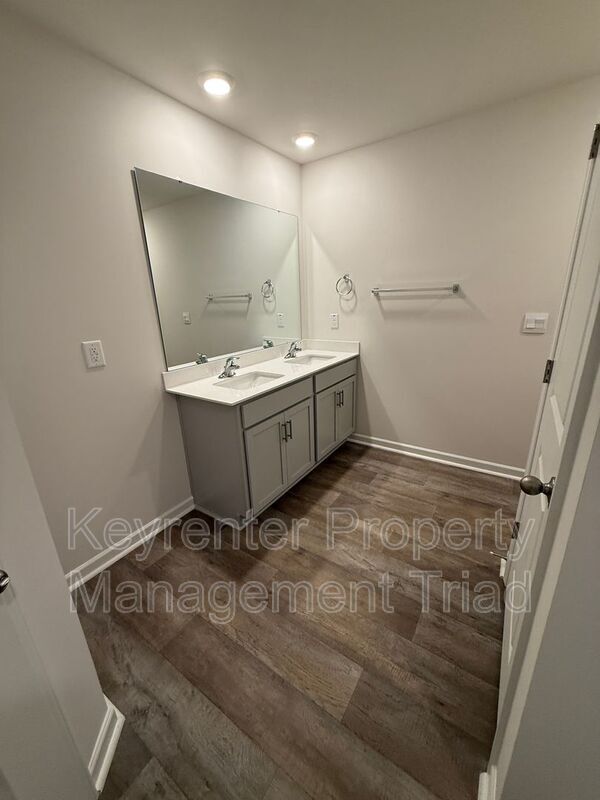 Building Photo - 1314 Amberview Ln