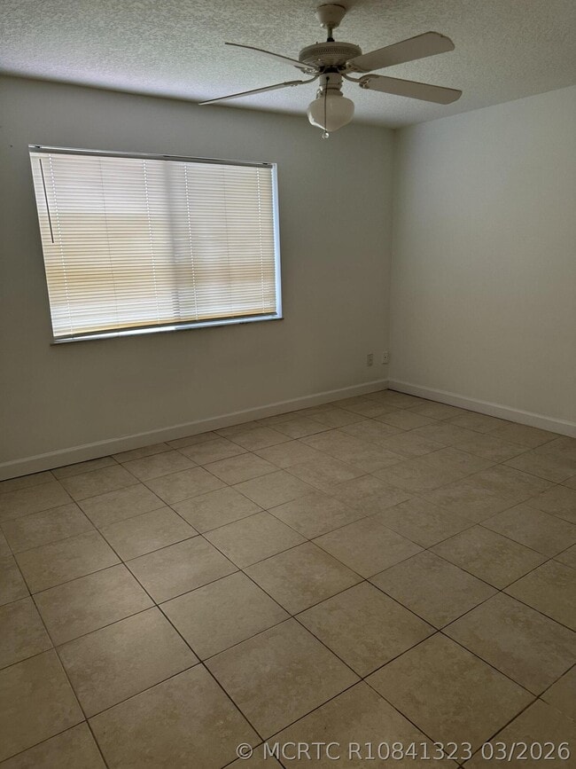 Building Photo - 4703 Pier Dr