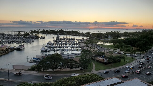 Building Photo - 1650 Ala Moana Blvd