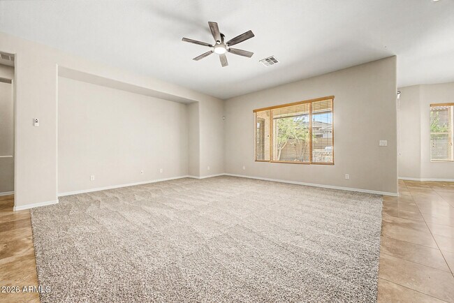 Building Photo - 2023 W Chimney Rock Rd