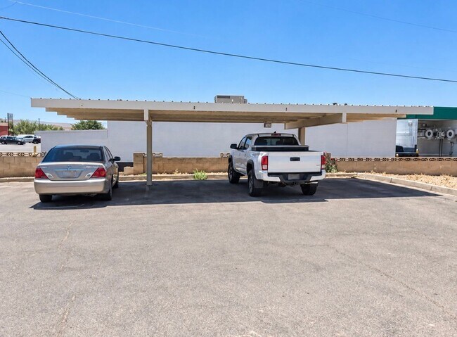 Building Photo - 67 N 200 E