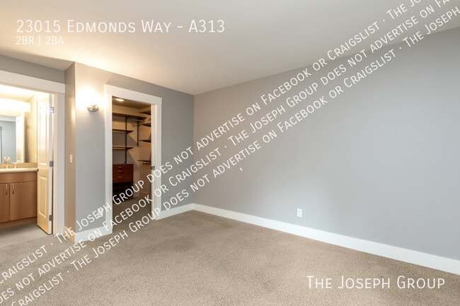 Building Photo - 23015 Edmonds Way