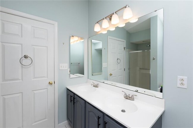 Building Photo - 81306 Lost Valley Dr