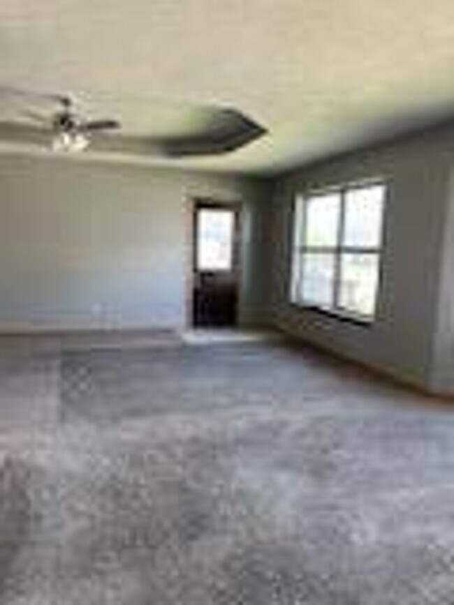 Primary Photo - DUPLEX! 2 Bedroom 2 bathroom!