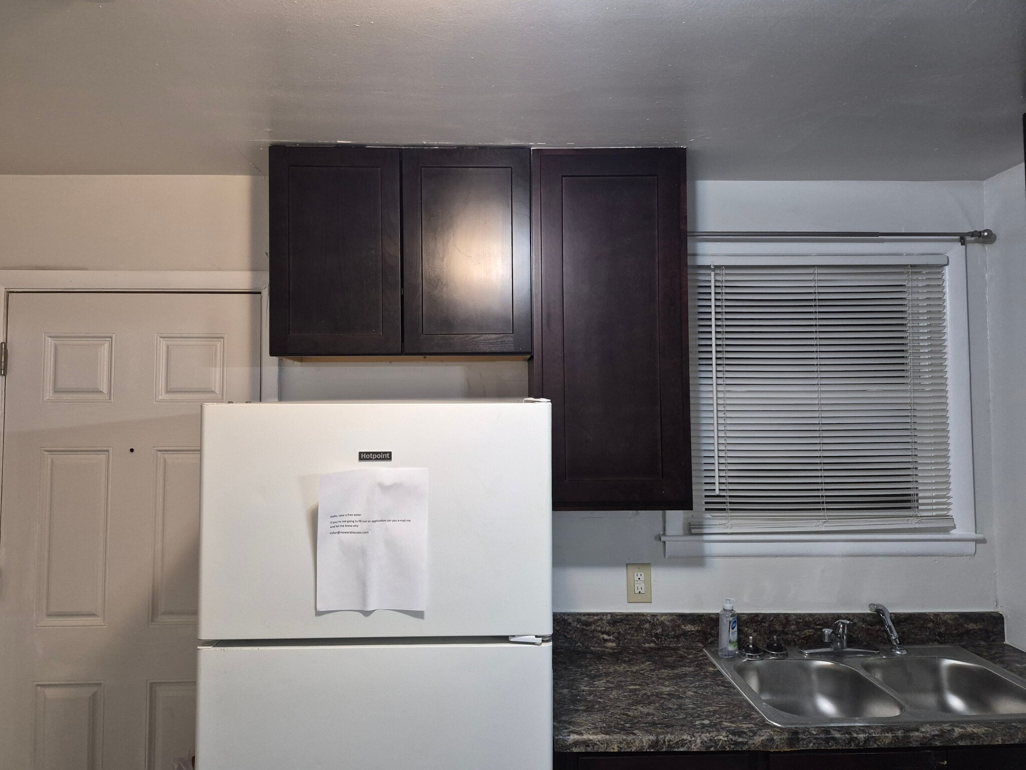 Building Photo - 1717 24th Ave N