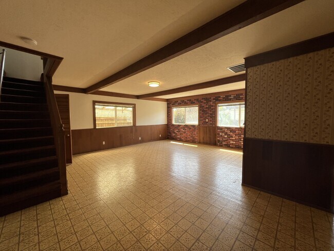 Building Photo - 1407 N St