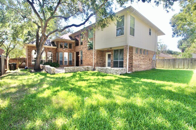 Building Photo - 4415 Crimson Ct