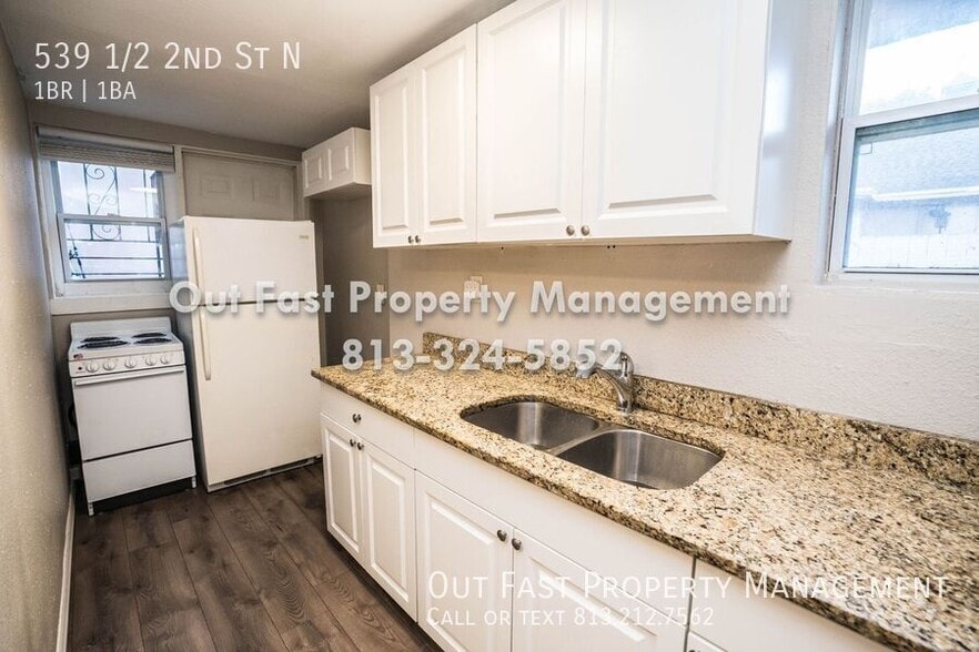 Building Photo - 539 2nd St N