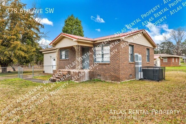 Building Photo - 728 6th Ave SW