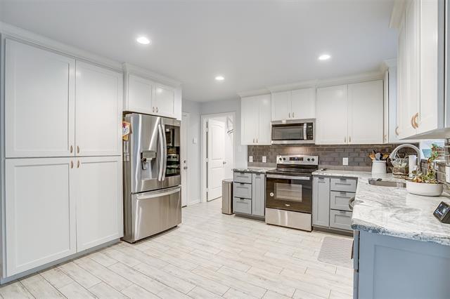 Building Photo - 5624 Donnelly Ave