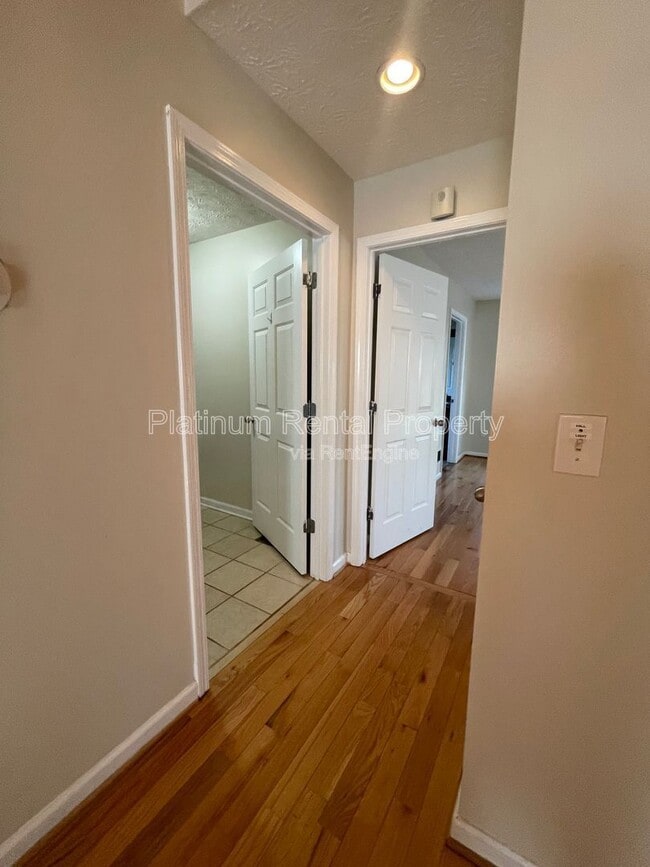 Building Photo - 265 Hound Dog Ln