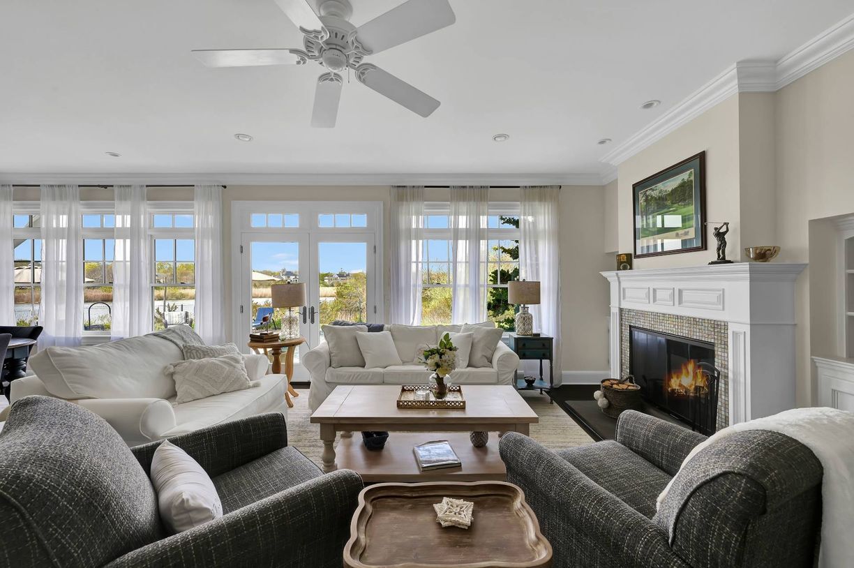 Building Photo - 9 Private Rd