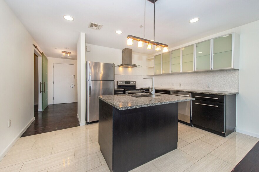 Aura 240 240 S Harrison St East Orange NJ 07018 Apartment Finder