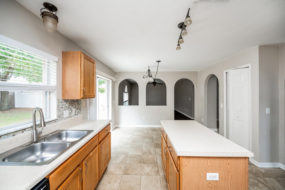 Building Photo - 17006 Torvest Ct