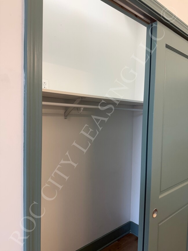 Building Photo - 151 St Paul St