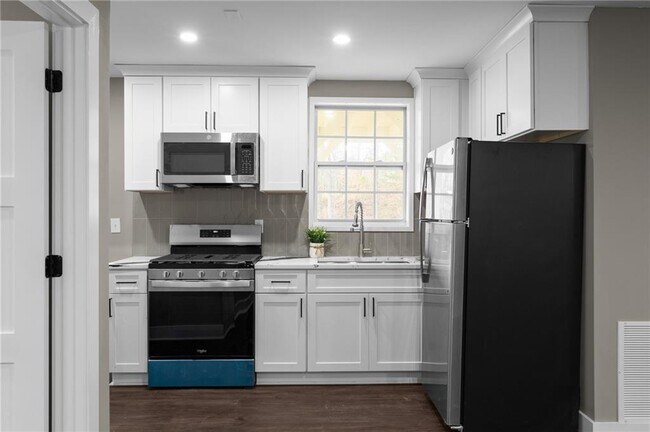 Building Photo - 7530 Spalding Ln