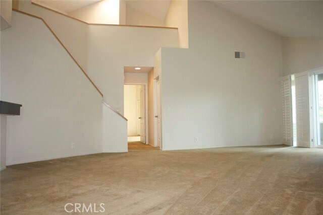 Building Photo - 16 Scripps Aisle