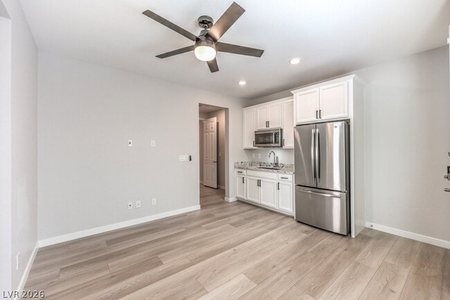 Building Photo - 12392 Aster Hills Ave