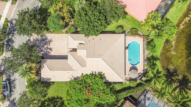 Building Photo - 11163 NW 69th Pl