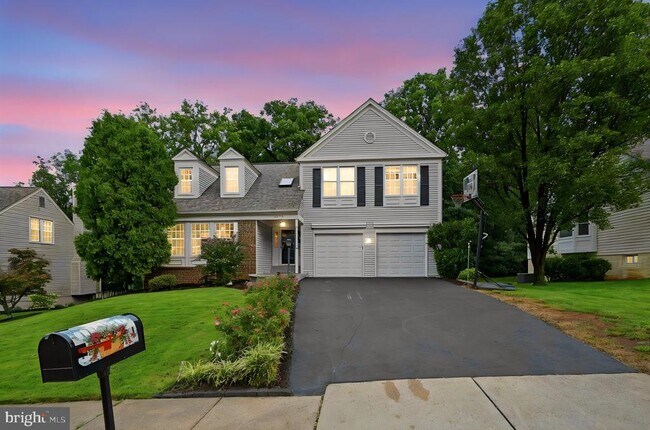 Building Photo - 10212 Winged Elm Cir