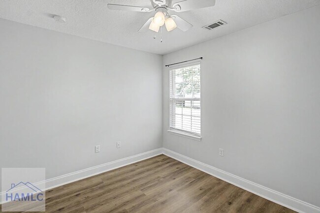 Building Photo - 115 Cutter Gap SE