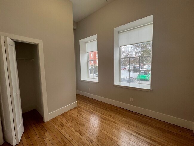 Building Photo - 34 St Joseph St