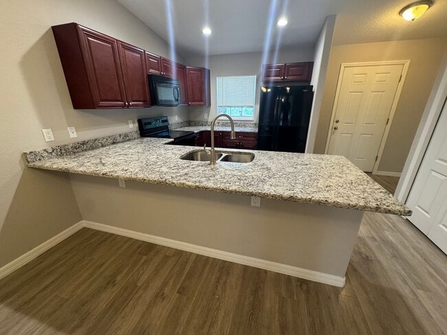 Building Photo - Charming 2BR/2BA Duplex in Citrus Springs - Peaceful Living Awaits!