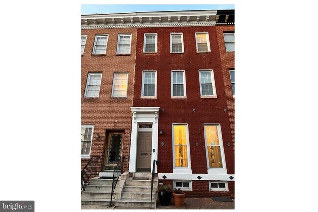 Primary Photo - 1332 Hollins St