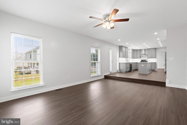 Building Photo - 4001 Mossy Bank Ln