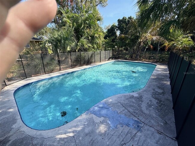 Building Photo - 1400 Alhambra Way S