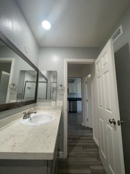 Building Photo - 16931 Gothard St