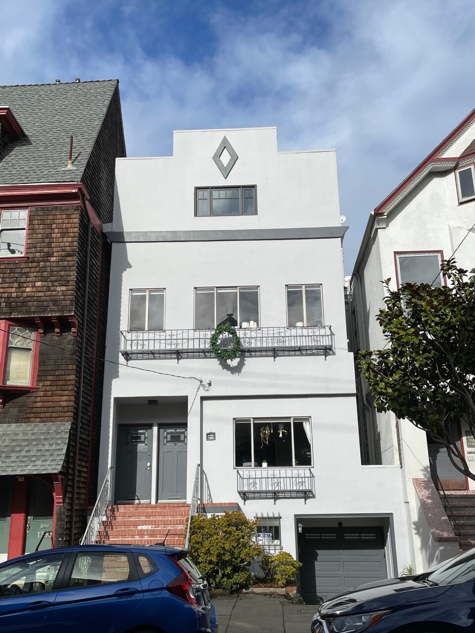 The building - 1386 Page St